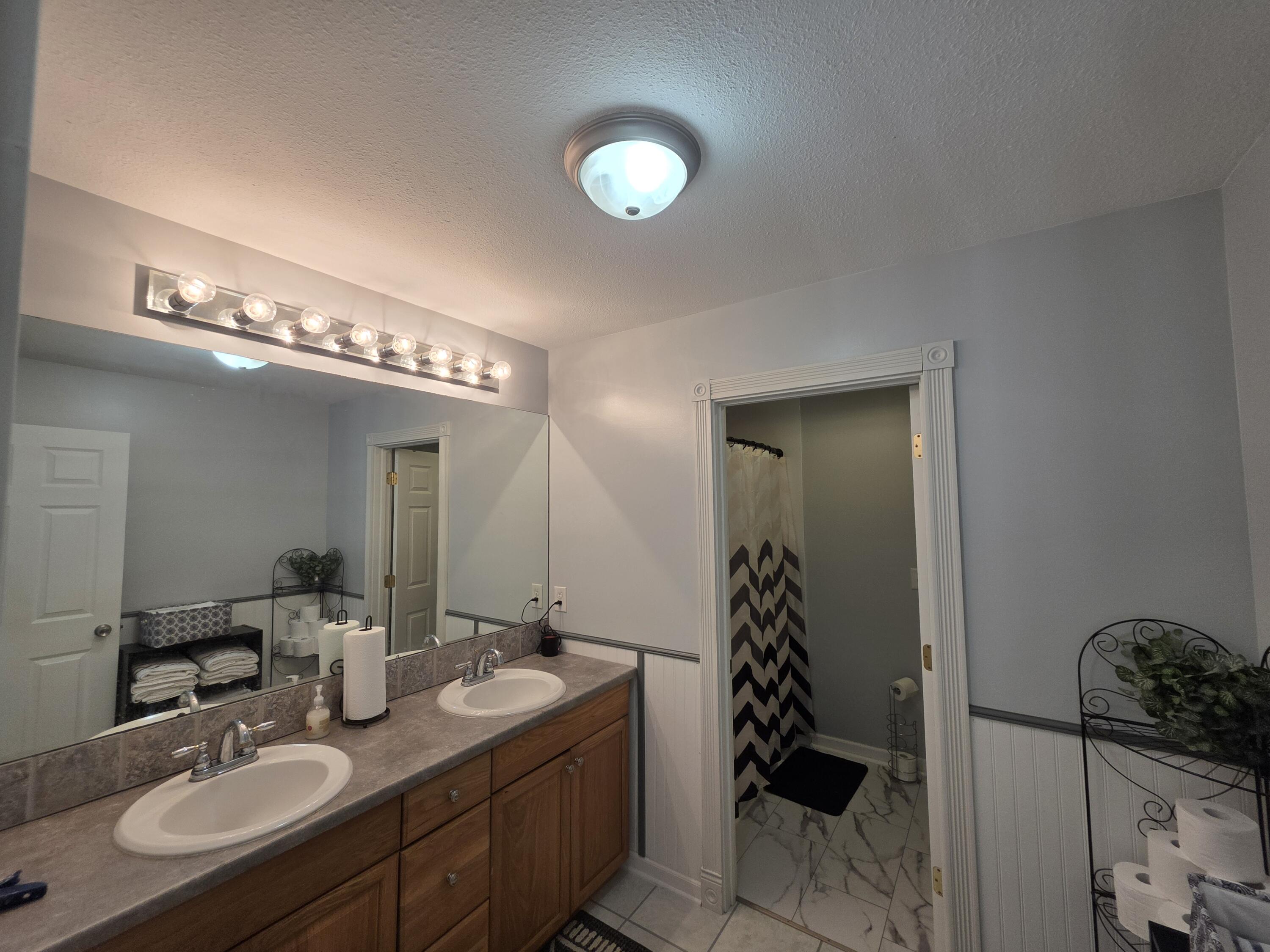 6717 Old Pipestone Road Eau Claire, MI 49111 - Photo 17 of 26 16 20260522_170559