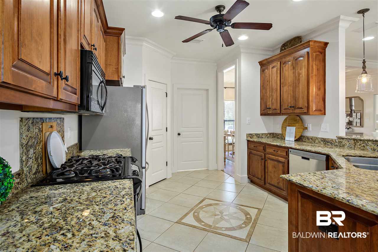 20319 Bunker Loop Fairhope, AL 36532 - Photo 9 of 28