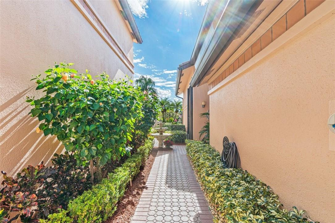 6491 Via Rosa Boca Raton, FL 33433 - Photo 4 of 44 Photo 4