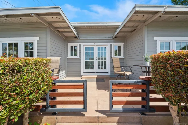 a view of outdoor space yard and patio