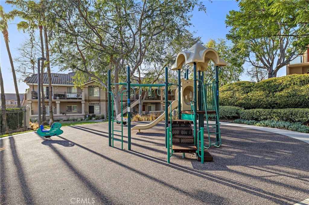 9 Violado Rancho Santa Margarita, CA 92688 - Photo 34 of 41 a view of a street with houses