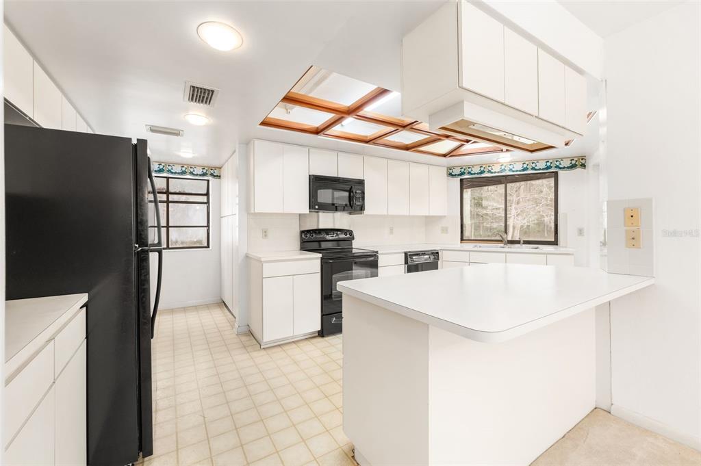 12221 Southwest 16 Street Micanopy, FL 32667 - Photo 26 of 35