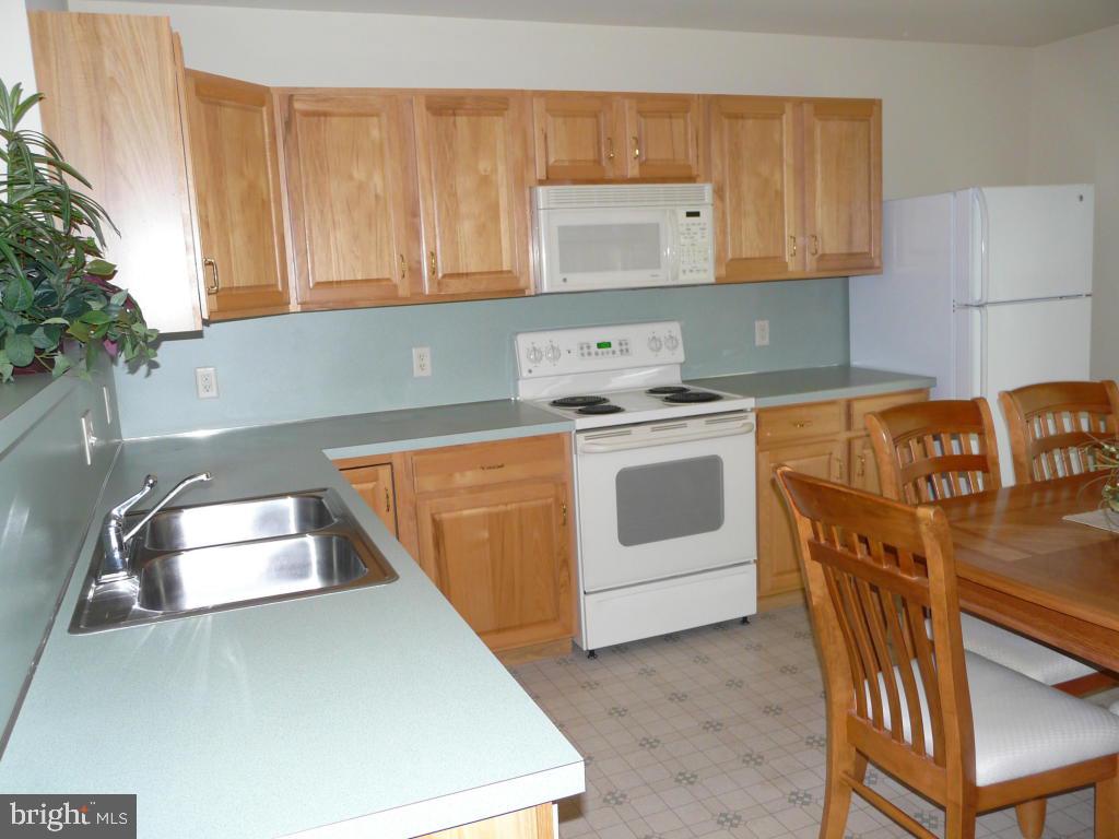 513 Foggy Bottom Road Ephrata, PA 17522 - Photo 2 of 7 Gallery Image 2