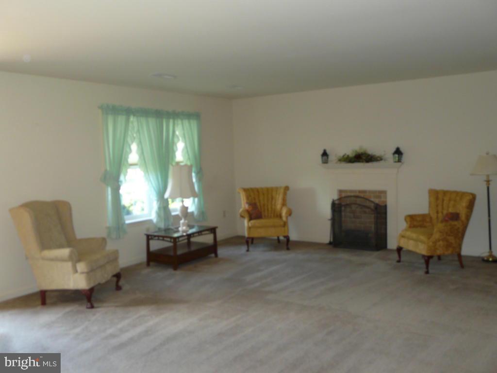 513 Foggy Bottom Road Ephrata, PA 17522 - Photo 3 of 7 Gallery Image 3