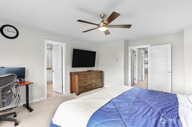 1325 Seattle Hill Road, Unit C2 Bothell, WA 98012 - Photo 12 of 26 a bedroom with a bed and a flat screen tv