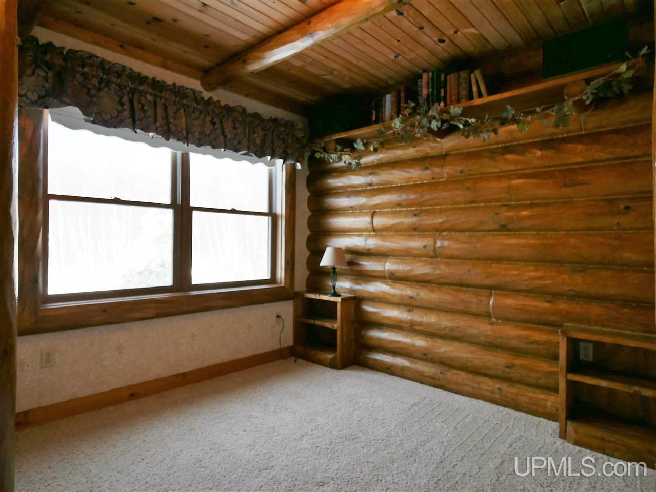21145 Rivendell Trail Houghton, MI 49931 - Photo 16 of 36