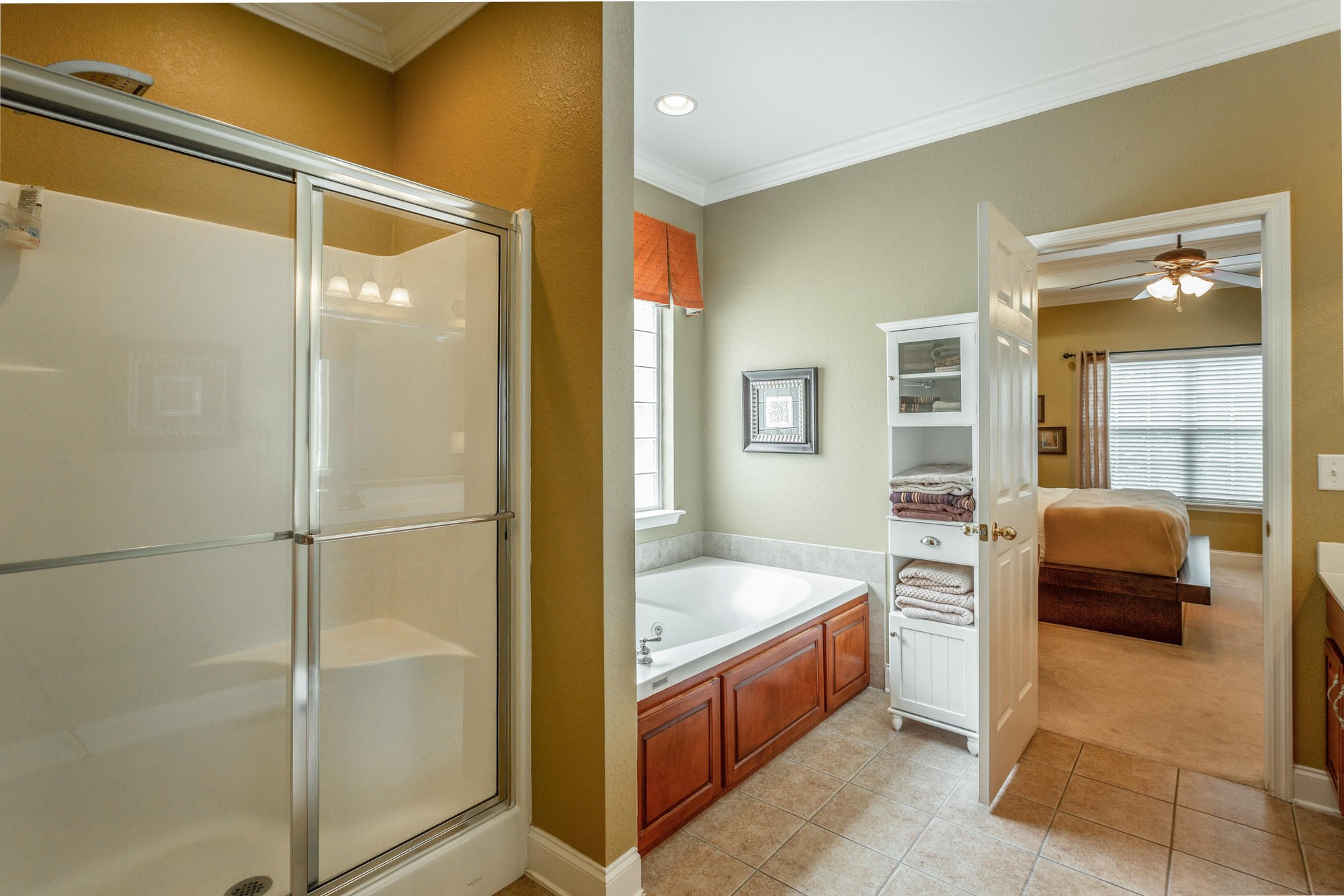 102 Will Ridge Drive Ringgold, GA 30736 - Photo 26 of 66 Master Bathroom