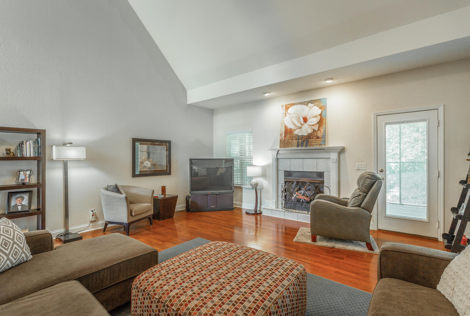102 Will Ridge Drive Ringgold, GA 30736 - Photo 6 of 66 Living Room