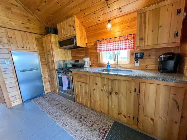 $469,000 | 15 Lakefront Lane, Unit 6, Rangeley, ME 04970