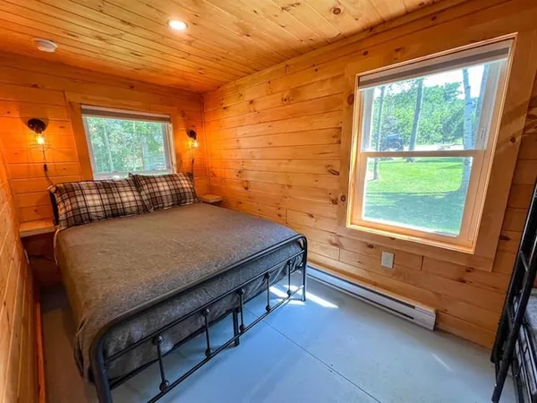 $469,000 | 15 Lakefront Lane, Unit 6, Rangeley, ME 04970