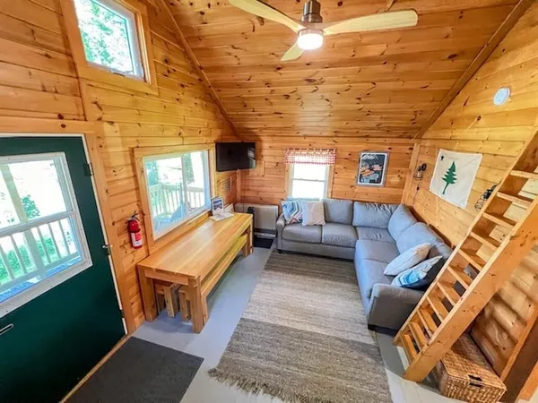 $469,000 | 15 Lakefront Lane, Unit 6, Rangeley, ME 04970