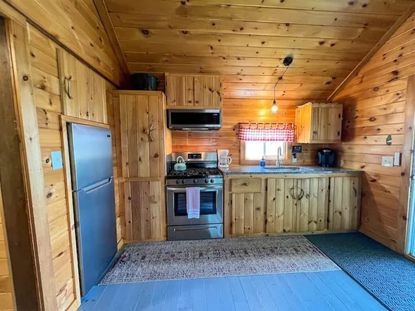 $469,000 | 15 Lakefront Lane, Unit 6, Rangeley, ME 04970
