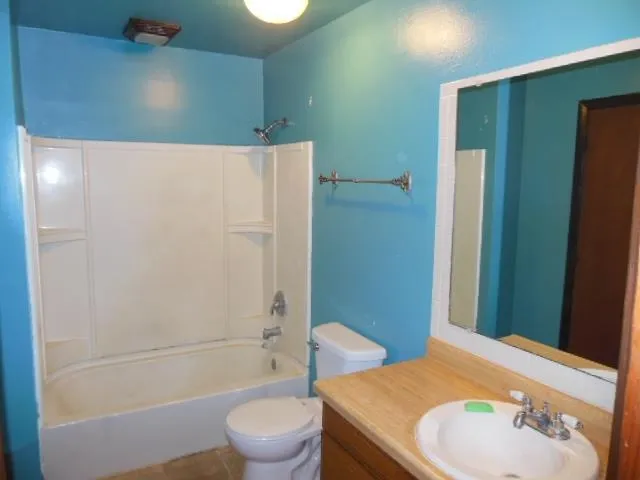 $200,000 | 3329 Lookout Drive, Rockford, IL 61109