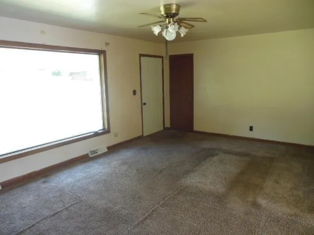 $200,000 | 3329 Lookout Drive, Rockford, IL 61109