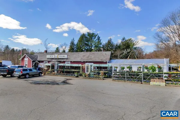 $949,900 | 2708 Gray Fox Spur, Charlottesville, VA 22901