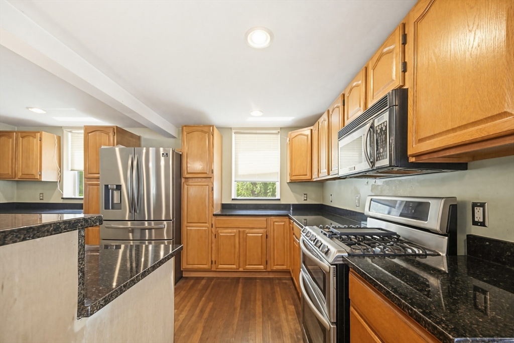 41 Jordan Road Franklin, MA 02038 - Photo 6 of 18