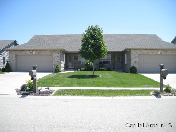 2708 Rutherford Trek Springfield, IL 62711 - Photo 1 of 19 Gallery Image 1