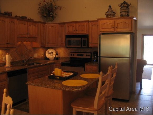 2708 Rutherford Trek Springfield, IL 62711 - Photo 9 of 19 Gallery Image 9