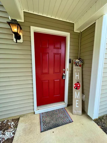 $299,990 | 3001 Softwind Drive, Clayton, NC 27520