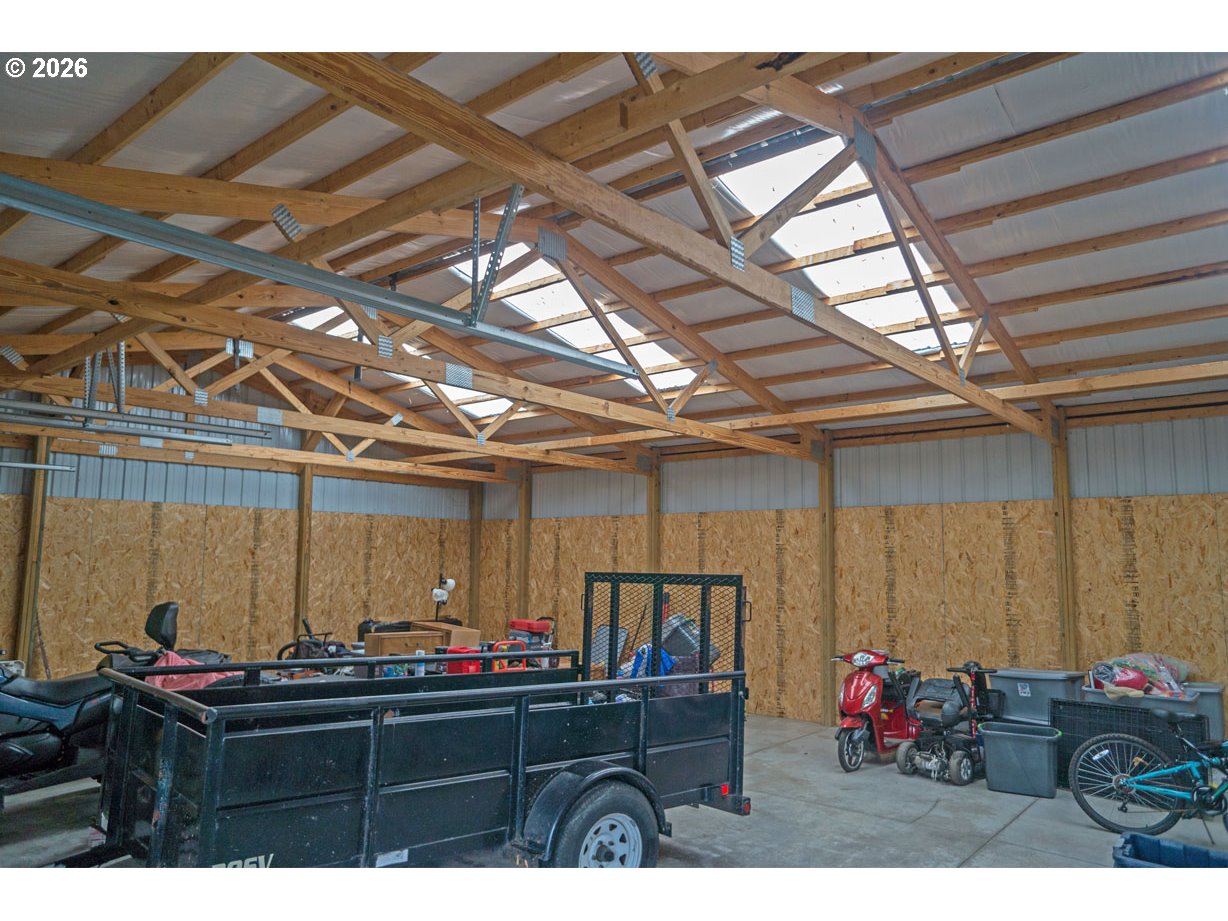 Undisclosed Address Rogue River, OR 97537 - Photo 28 of 34 Shop