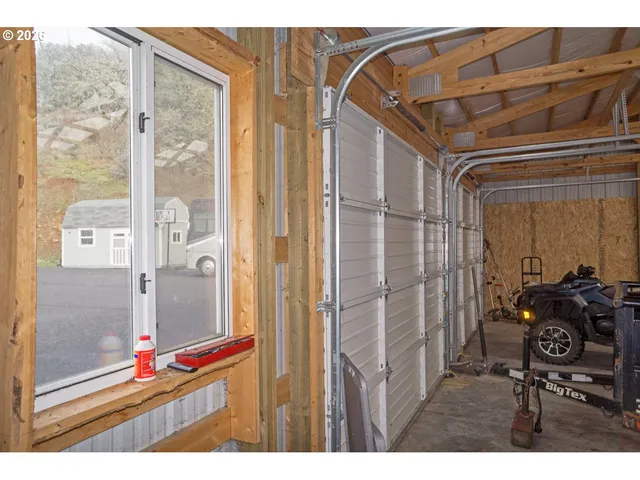 $650,000 | Undisclosed Address, Rogue River, OR 97537