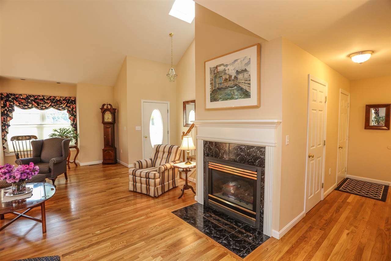 12 Josiah Bartlett Road Amherst, NH 03031 - Photo 14 of 40