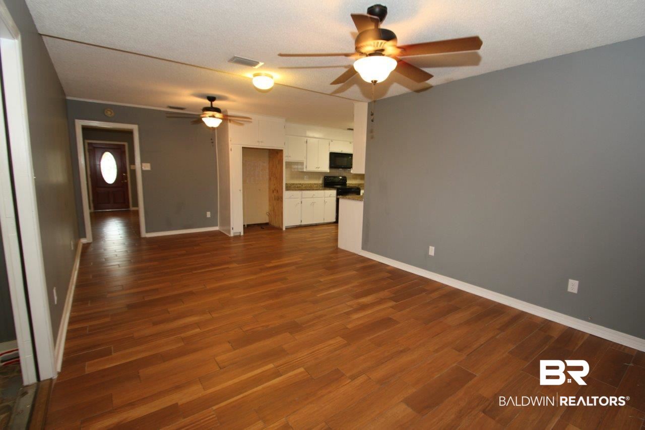 8100 Oak Avenue Semmes, AL 36575 - Photo 5 of 14