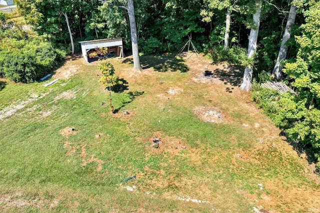 $249,900 | 2082 West State Road, Bloomfield, IN 47424