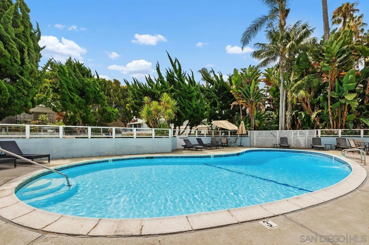 2368 Torrey Pines Road, Unit 63 La Jolla, CA 92037 - Photo 35 of 41 Swimming Pool/Hot Tub/Sauna