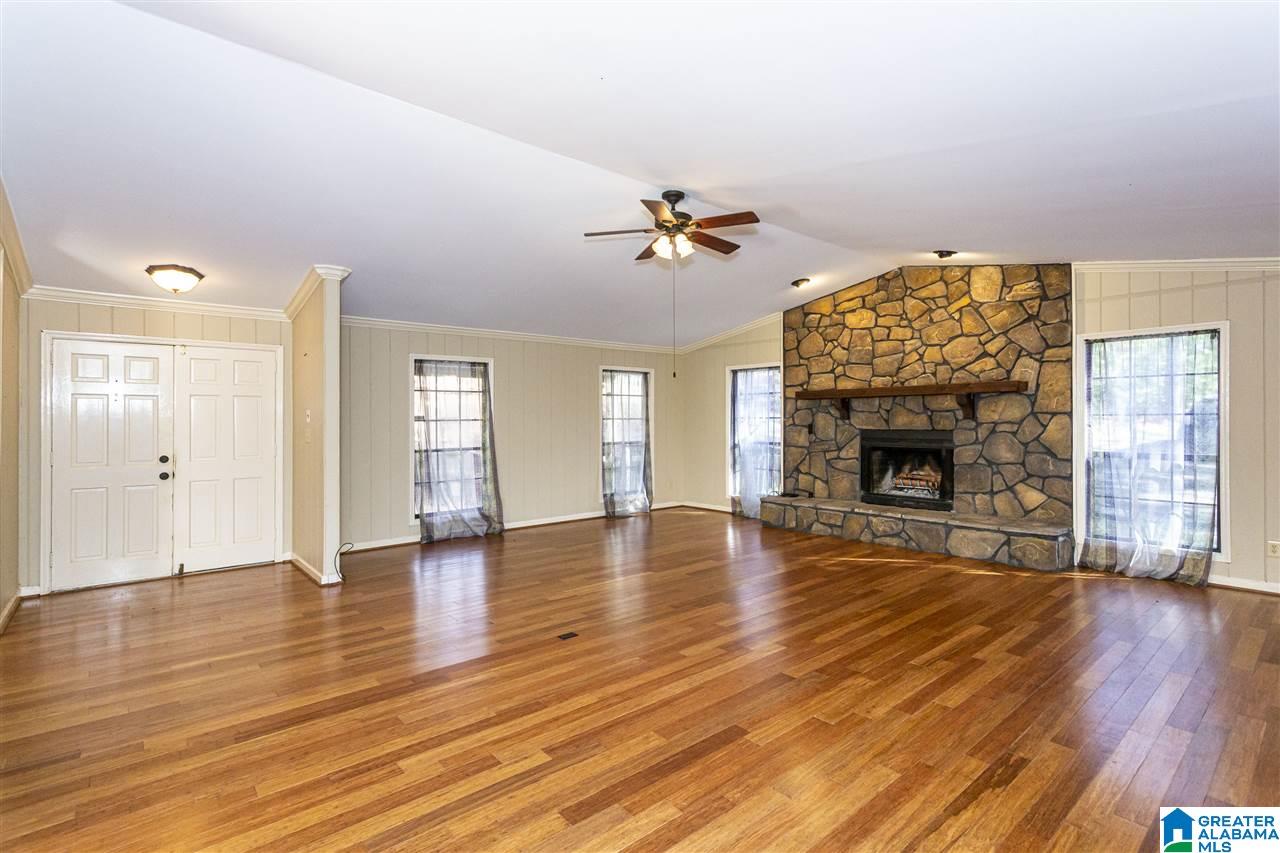 653 Ridge Top Circle Birmingham, AL 35206 - Photo 3 of 26