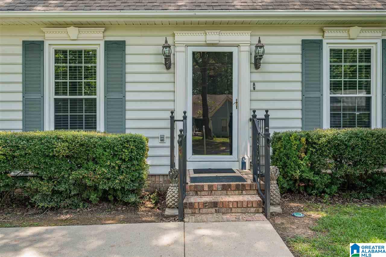 906 6th Avenue Northwest Alabaster, AL 35007 - Photo 4 of 50