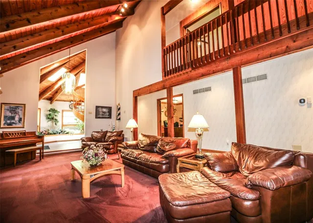 $1,150,000 | 1362 Hillsboro Road, High Ridge, MO 63049