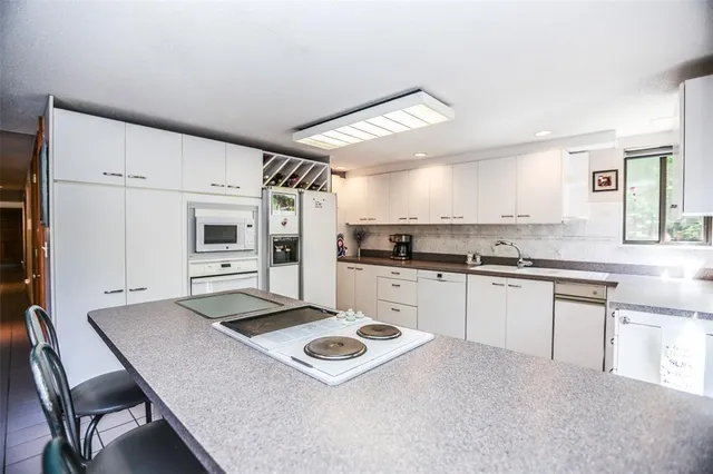 $1,150,000 | 1362 Hillsboro Road, High Ridge, MO 63049