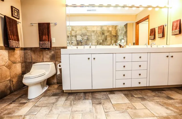 $1,150,000 | 1362 Hillsboro Road, High Ridge, MO 63049