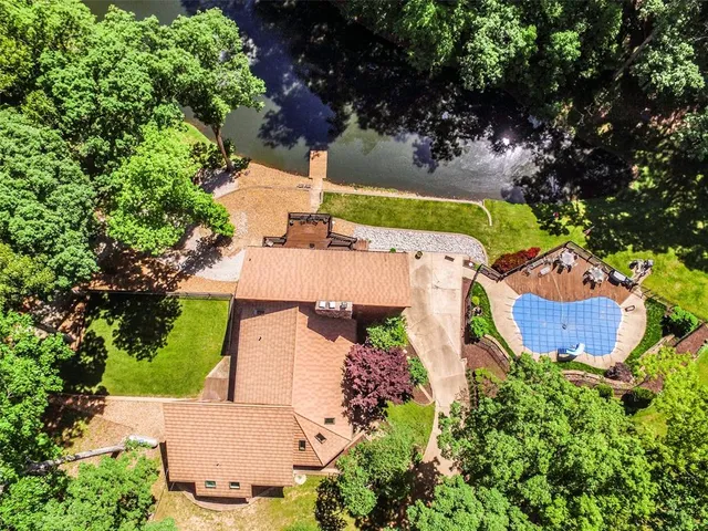 $1,150,000 | 1362 Hillsboro Road, High Ridge, MO 63049