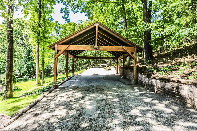 $1,150,000 | 1362 Hillsboro Road, High Ridge, MO 63049