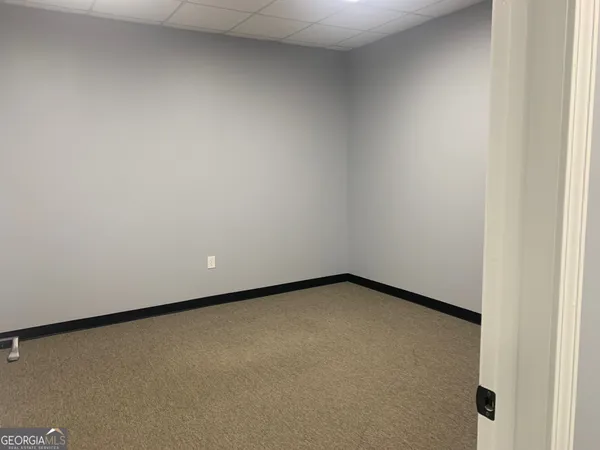 $3,000 | 435 Loganville Highway, Unit 300, Winder, GA 30680