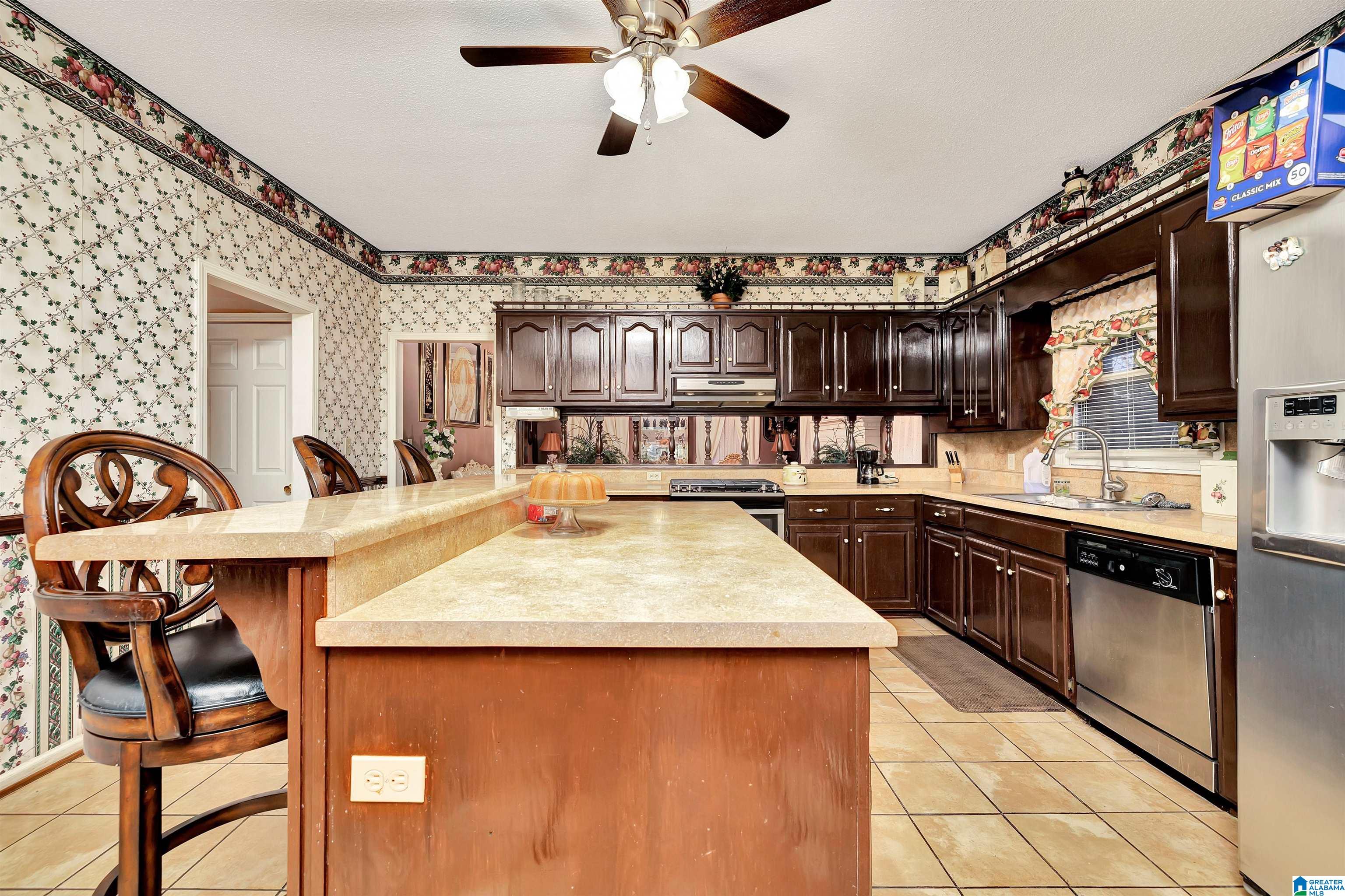 925 5th Avenue Pleasant Grove, AL 35127 - Photo 32 of 38