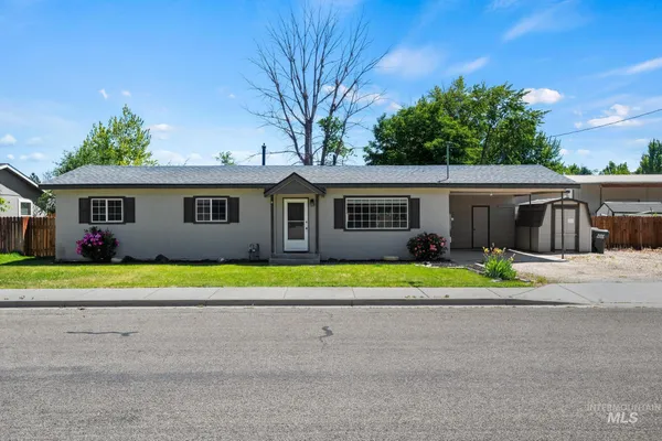 $349,990 | 632 North Franklin Avenue, Kuna, ID 83634