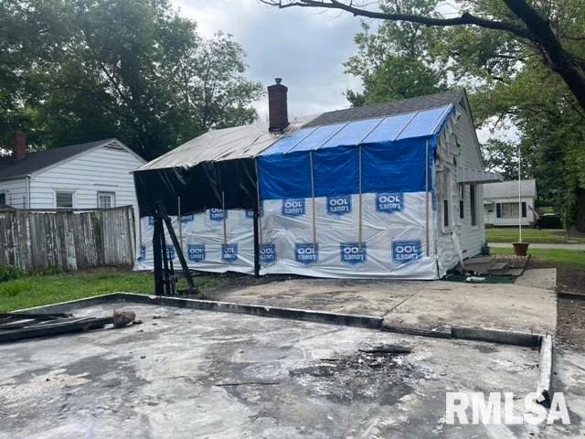 $39,900 | 2104 East Whitmer Street, Decatur, IL 62521