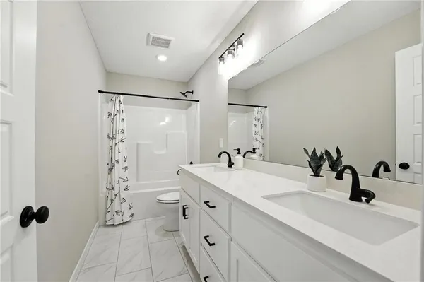 $462,795 | 1201 Sendera Trail, Raymore, MO 64083
