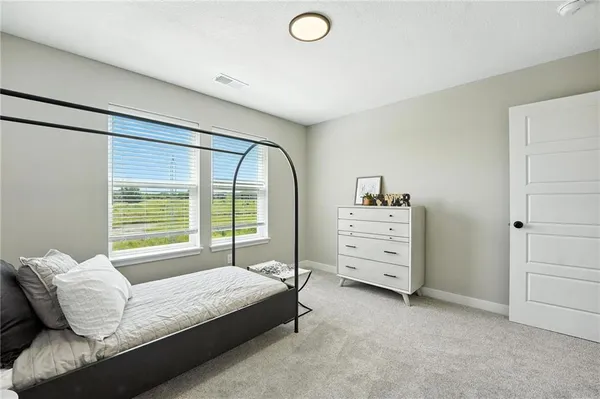 $462,795 | 1201 Sendera Trail, Raymore, MO 64083