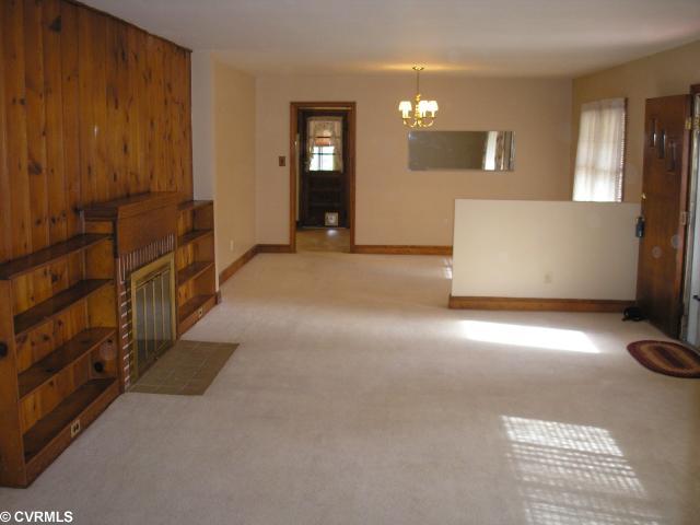 8068 Brown Road Richmond, VA 23235 - Photo 4 of 12 Living Room