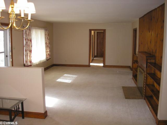 8068 Brown Road Richmond, VA 23235 - Photo 6 of 12 Living Room