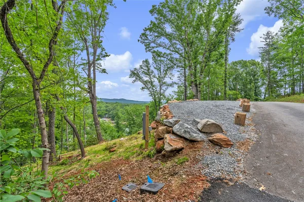 $124,999 | 204 Whitewater Lake Road, Tamassee, SC 29686