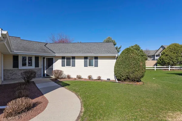 $265,000 | 615 Shah Avenue, Fort Atkinson, WI 53538