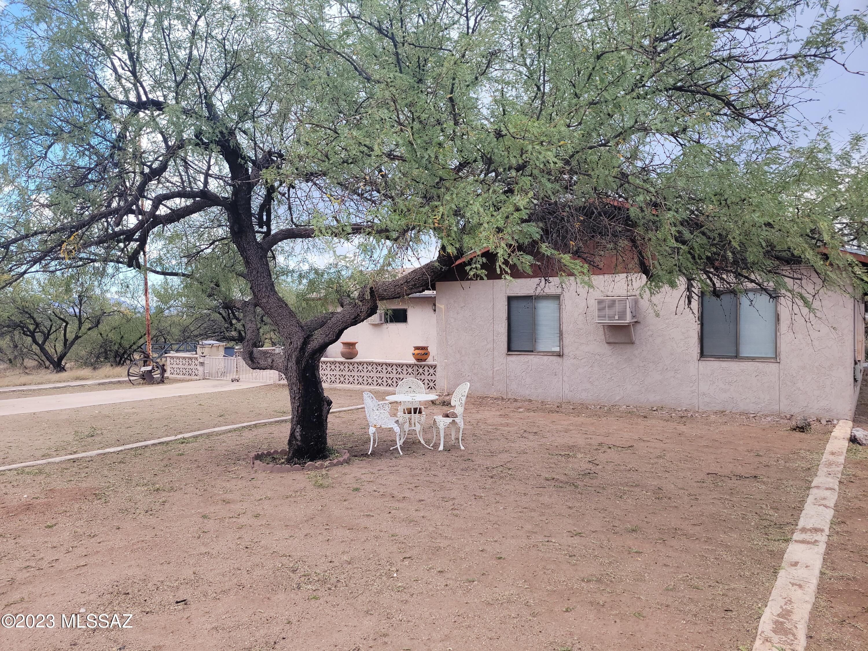230 Zodiaco Court Rio Rico, AZ 85648 - Photo 4 of 30