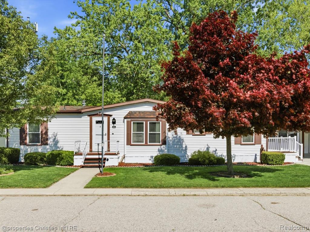 3333 Ravenswood Road, Unit 81 Marysville, MI 48040 - Photo 1 of 30
