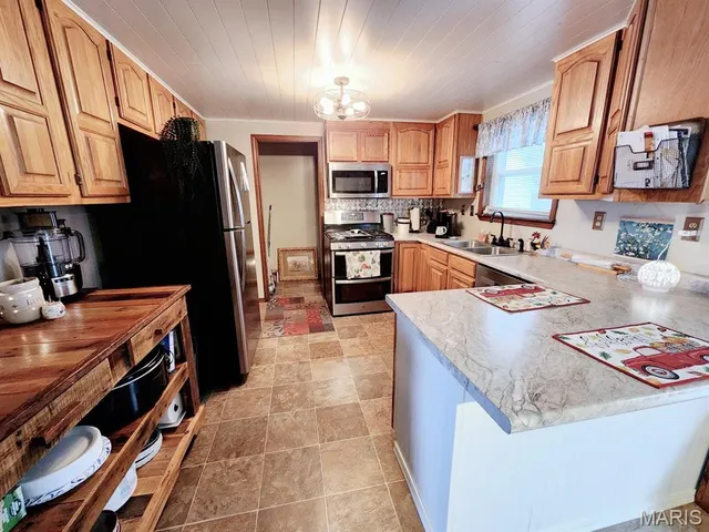 $155,000 | 35 Dug Hill Lane, Jonesboro, IL 62952