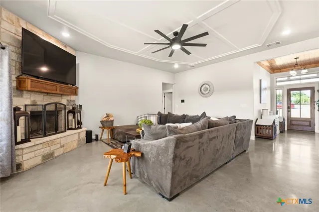 $565,000 | 5508 County Road 3300, Kempner, TX 76539